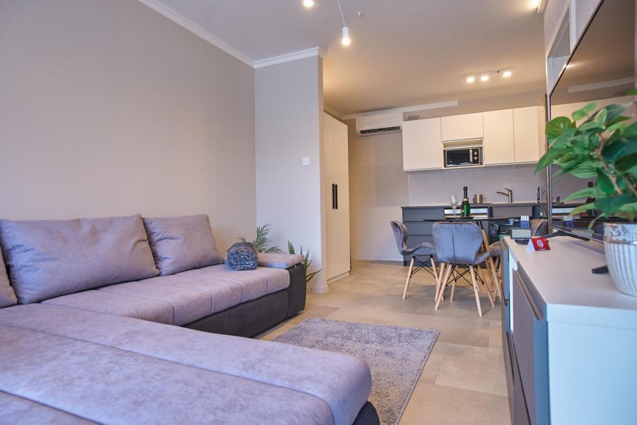 Sunlight Red Szeged Apartment Luaran gambar